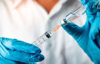 عکس خبري -خريد 100 ميليون دوز واکسن کرونا توسط آمريکا