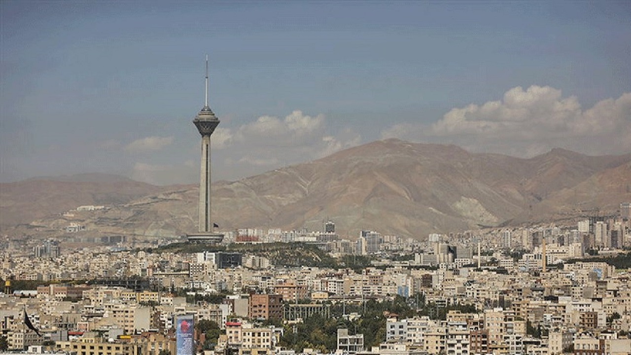 عکس خبري -هواي تهران همچنان در وضعيت قابل قبول است
