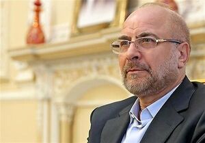 عکس خبري -هدفگذاريها و برنامههاي وزارت نفت متناسب با تحريمها نيست/ چرا بورس انرژي رونق ندارد؟