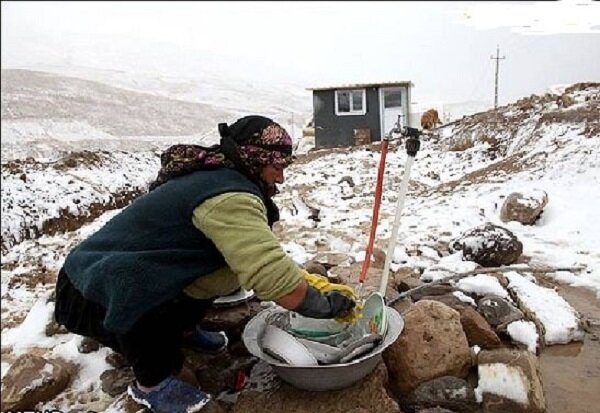 عکس خبري -سوز سرما بر جان ساکنان مناطق محروم