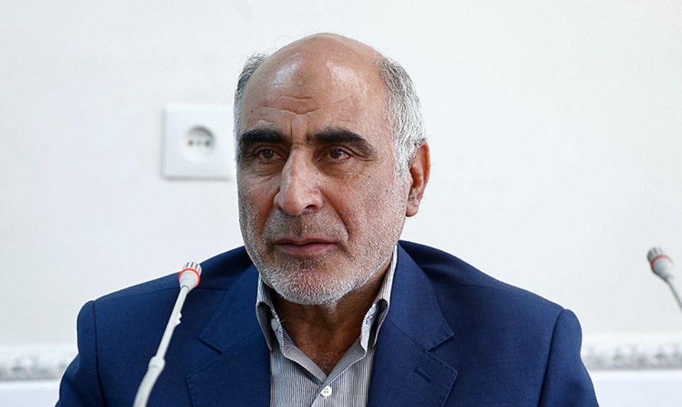 عکس خبري -وصل صادرکننده به واردکننده،حلال مشکلات ارزي/ شکوفايي اقتصادي در گرو توسعه صادرات است