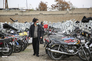 عکس خبري -ادامه ترخيص موتورسيکلت‌هاي رسوبي در تعطيلات کرونايي