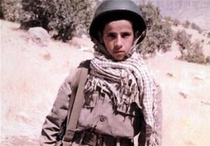 عکس خبري -روايت سردار بابازاده از رزمندهاي کوچک با دلي بزرگ/ اذان شهيد بالازاده اميد را در دل رزمندگان زنده کرد
