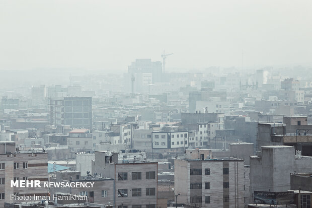 عکس خبري -آلودگي هوا در اراک دوباره به حد هشدار رسيد