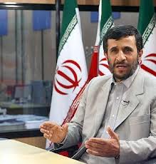 عکس خبري -احمدي نژاد: با آقاي صالحي چکار داريد؟! 
