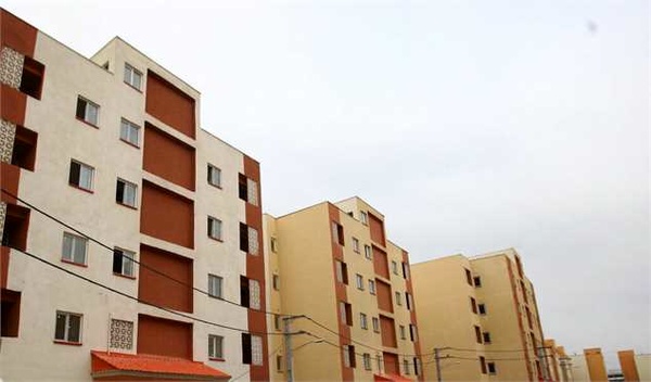 عکس خبري -ثبتنام ?? هزار نفر براي ??? واحد مسکوني در نصيرشهر رباط کريم/ تمام تهرانيها حذف ميشوند