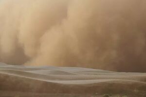 عکس خبري -طوفان عظيم شن عربستان سعودي و قطر را درنورديد