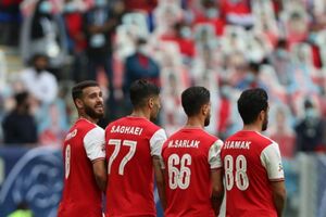 عکس خبري -فرش قرمز پرسپوليس براي تمديد قرارداد باتجربه‌ها