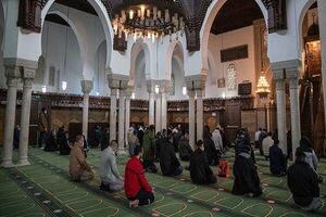 عکس خبري -اهانت به يک مرکز اسلامي در فرانسه در آستانه ماه مبارک رمضان