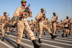 عکس خبري -افزايش حقوق سربازان در «فروردين» اعمال شد
