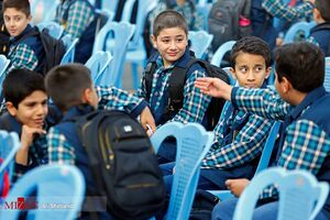 عکس خبري -احتمال بازگشايي مدارس از مهرماه؛ واکسيناسيون معلمان تا پايان مرداد