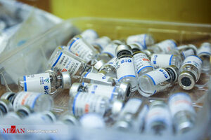عکس خبري -چرا وزارت بهداشت با ورود هلال احمر براي تسريع واکسيناسيون مخالف است؟