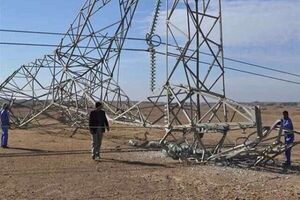 عکس خبري -ادامه سناريوي انفجار دکل‌هاي برق در عراق/ ?? دکل منفجر شدند
