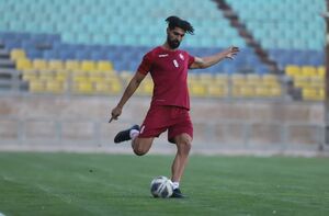 عکس خبري -هافبک پرسپوليس باشگاه تراکتور را محکوم کرد