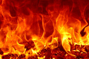 عکس خبري -? کشته در آتش سوزي خانه ويلايي