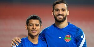 عکس خبري -نوراللهي در شباب الاهلي ماندني شد