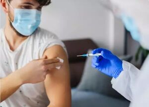 عکس خبري -اجباري شدن واکسن کرونا آخرين چاره است