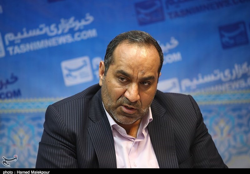 عکس خبري -مشترکان پرمصرف آب مشمول پرداخت جريمه ميشوند