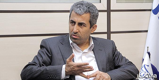 عکس خبري -نميتوانيم رياست بازار سرمايه را برعهده کسي بگذاريم که سابقه اجرايي در اين بازار ندارد