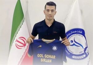 عکس خبري -مهاجم نفت مسجدسليمان شاگرد قلعهنويي شد