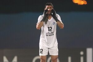 عکس خبري -چراغ سبز رشيد مظاهري براي بازگشت به استقلال